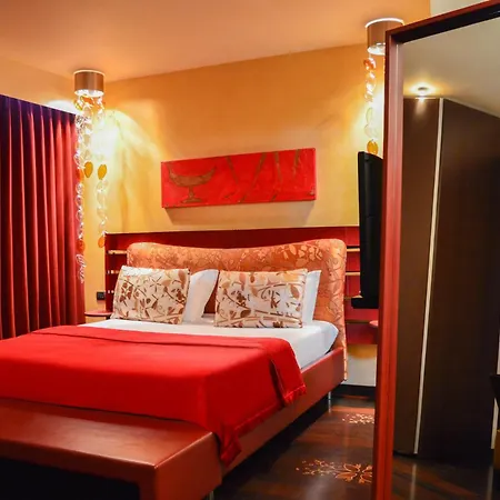 Les Fleurs Boutique Hotel