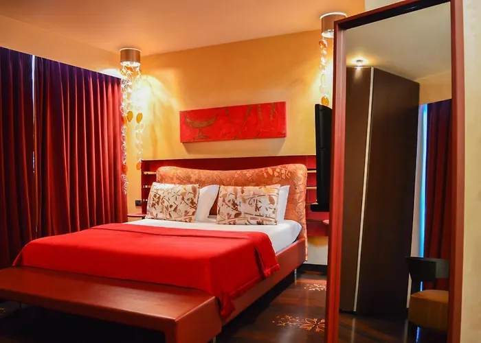 Les Fleurs Boutique Hotell