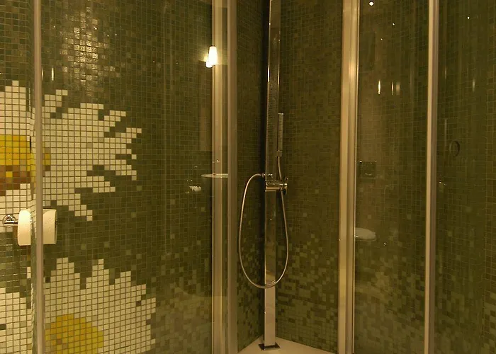 Les Fleurs Boutique 4*