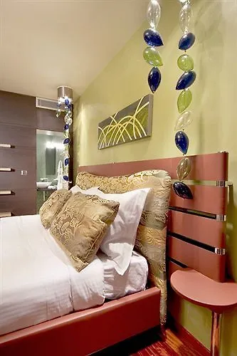 Les Fleurs Boutique Hotell