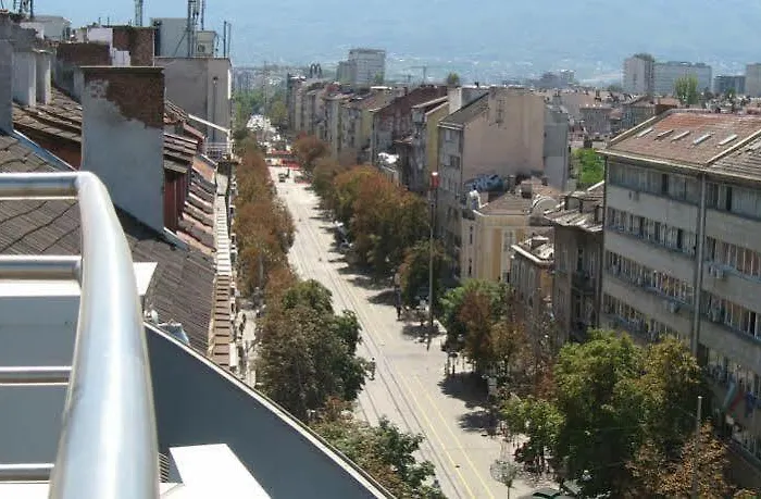 Hotell Les Fleurs Boutique 4*