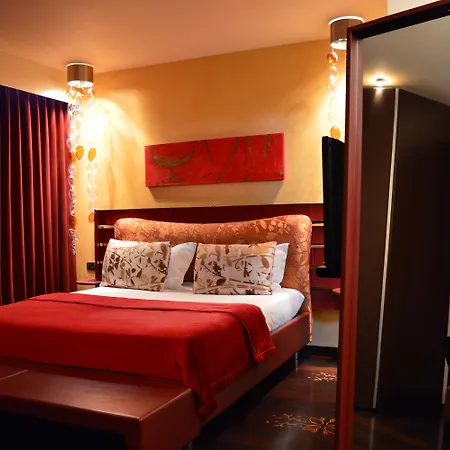 Les Fleurs Boutique Hotel