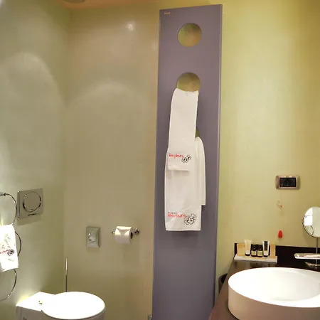 Ξενοδοχείο Les Fleurs Boutique 4*