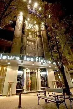 Les Fleurs Boutique Hotel