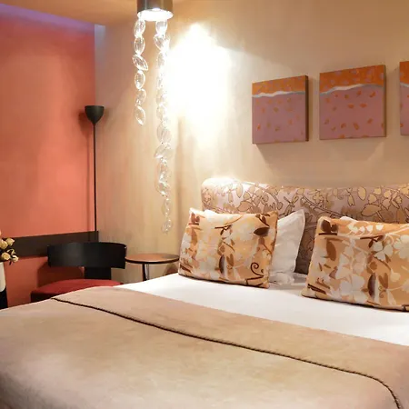 Hotel Les Fleurs Boutique 4*