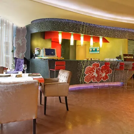 Хотел ле фльор бутик 4*