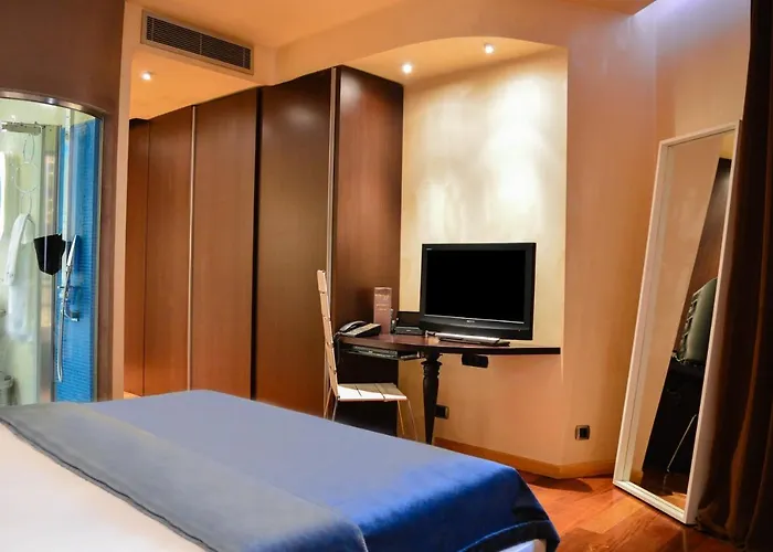 Hotel Les Fleurs Boutique 4*