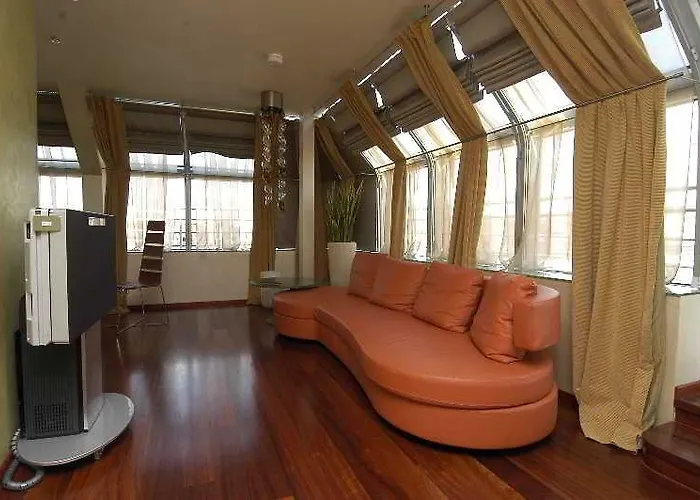 Les Fleurs Boutique 4*