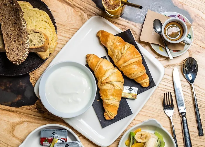 Les Fleurs Boutique Hotel