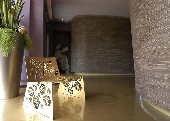 Hotel Les Fleurs Boutique 4*