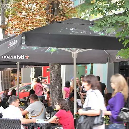 Les Fleurs Boutique מלון 4*